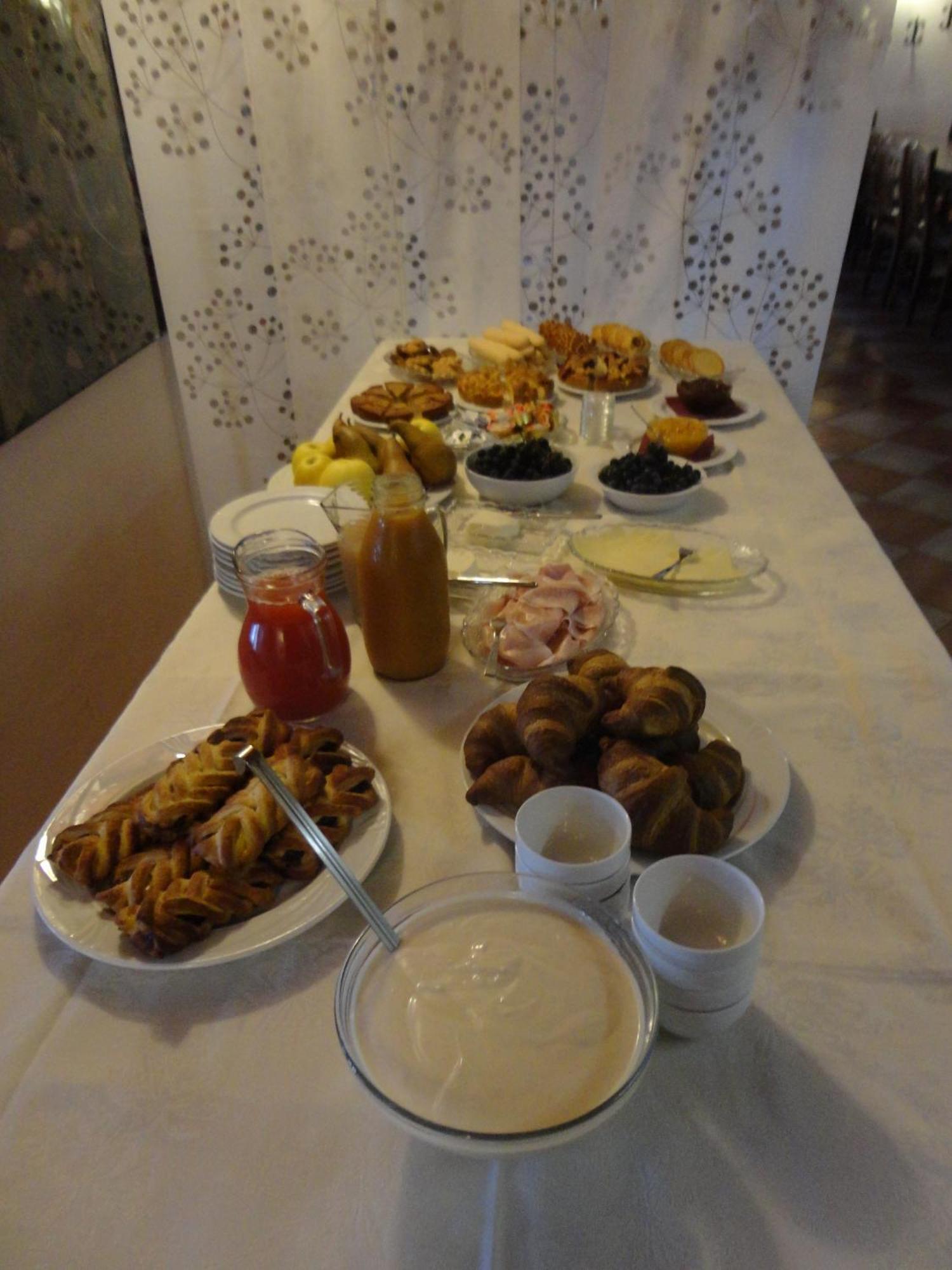 Da Fabiana Bed & Breakfast Bossolasco ภายนอก รูปภาพ