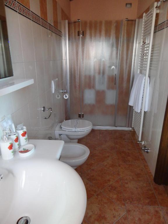 Da Fabiana Bed & Breakfast Bossolasco ห้อง รูปภาพ