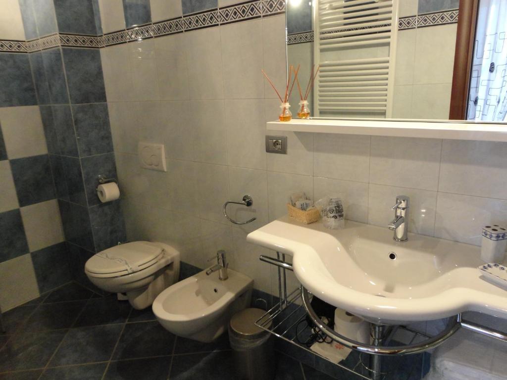 Da Fabiana Bed & Breakfast Bossolasco ห้อง รูปภาพ
