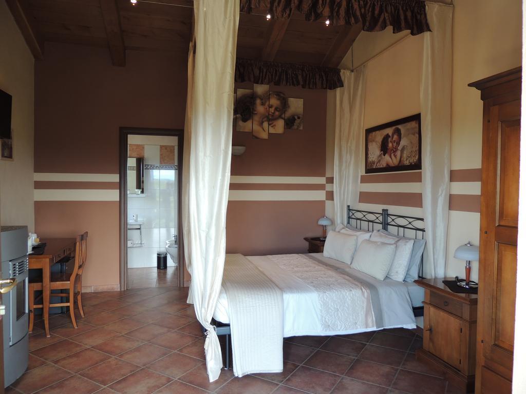 Da Fabiana Bed & Breakfast Bossolasco ภายนอก รูปภาพ