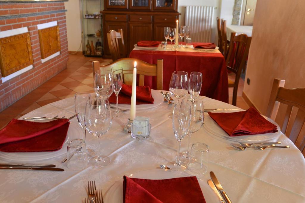 Da Fabiana Bed & Breakfast Bossolasco ภายนอก รูปภาพ