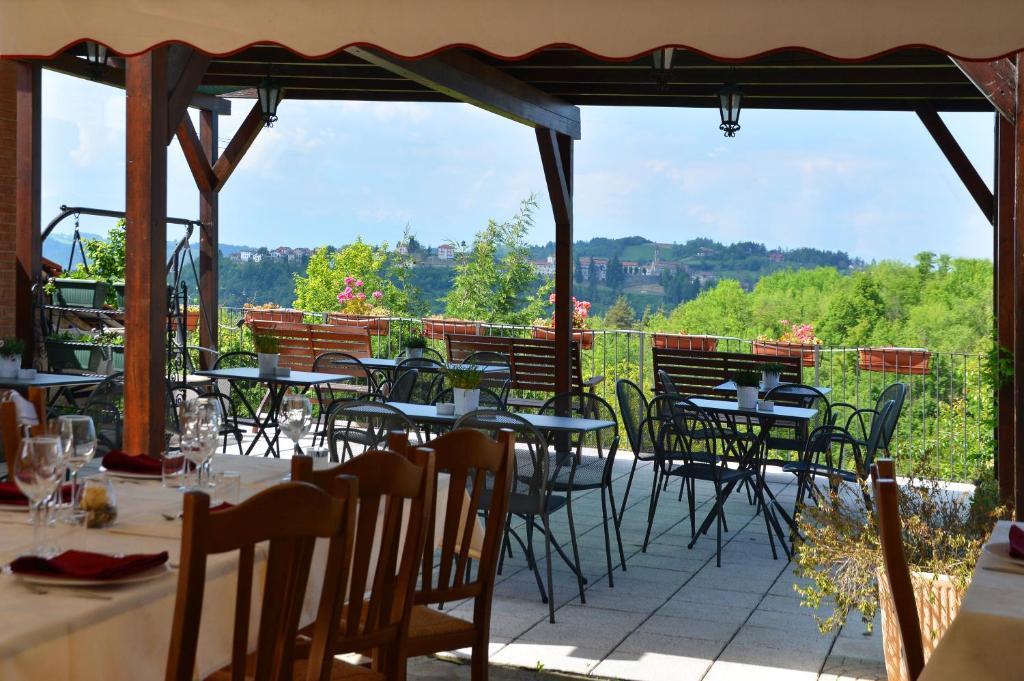 Da Fabiana Bed & Breakfast Bossolasco ภายนอก รูปภาพ
